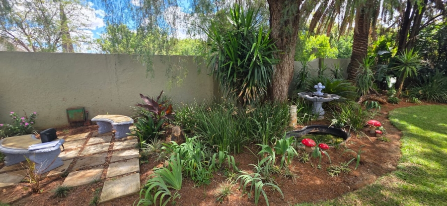 4 Bedroom Property for Sale in Flamwood North West